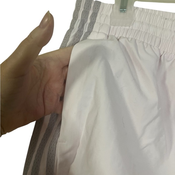 A soft pink and grey pair of Adidas shorts in extra large - Picture 4 of 7